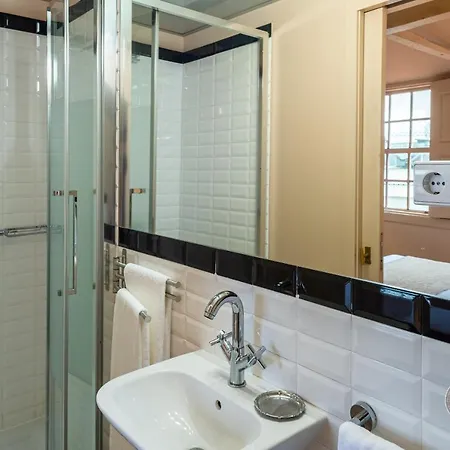 Guest house Casa Antiga 2*